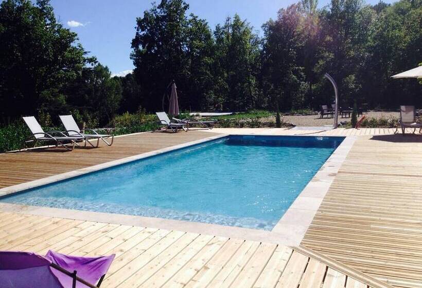 ホテル Les Olivades