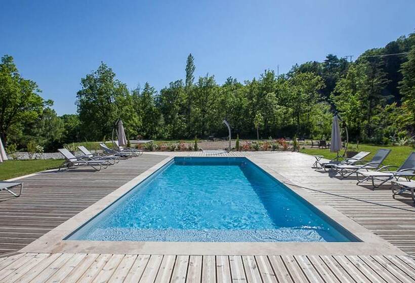 ホテル Les Olivades