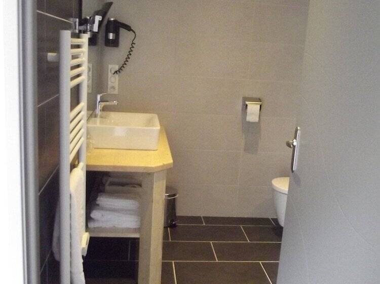 ホテル Les Olivades