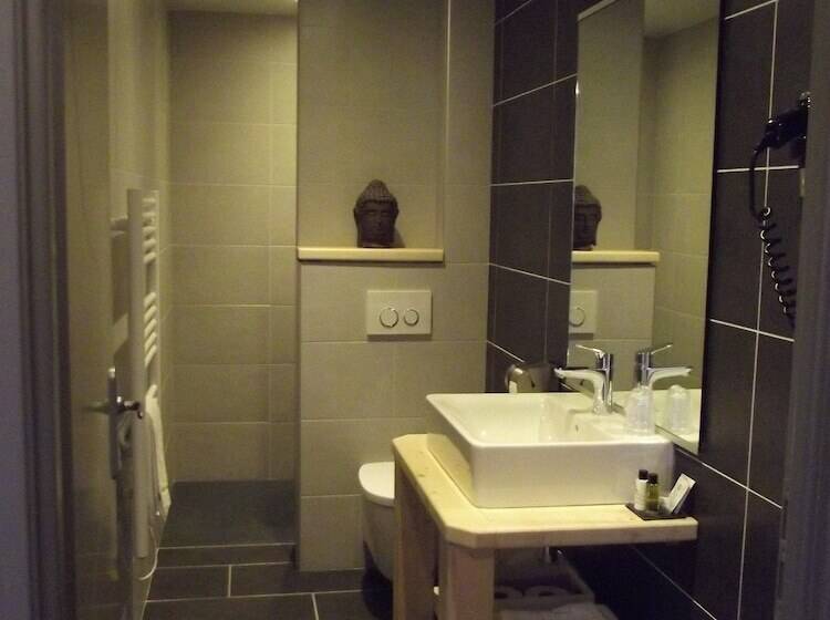 ホテル Les Olivades