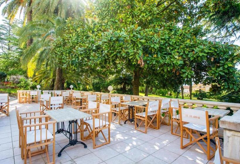 호텔 Les Tourelles