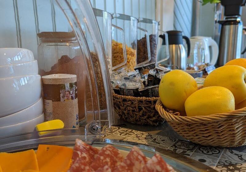 Logis Hotel La Tourelle Du Beffroi