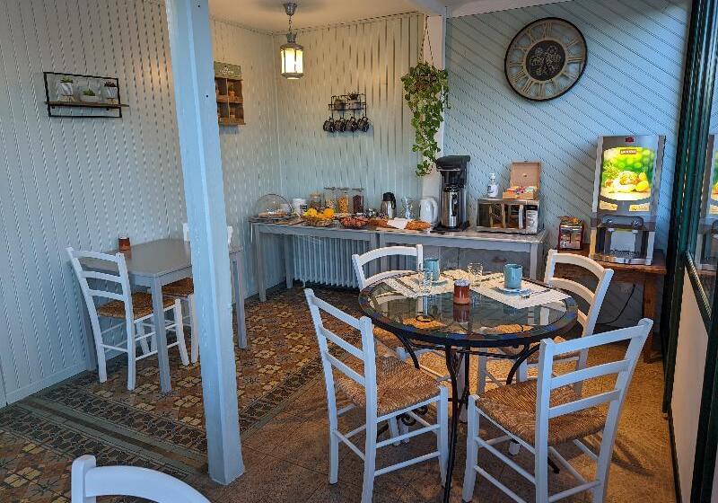 Logis Hotel La Tourelle Du Beffroi