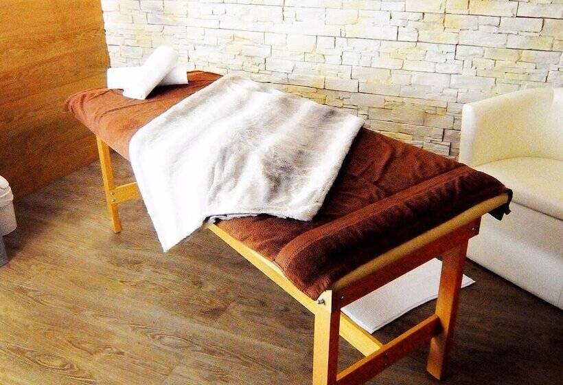 هتل Osteria A Stalla Sischese & Spa