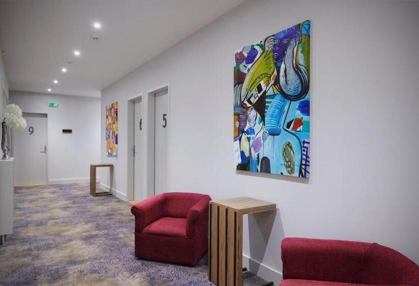 فندق Pont Du Chalon Hôtel And Restaurant