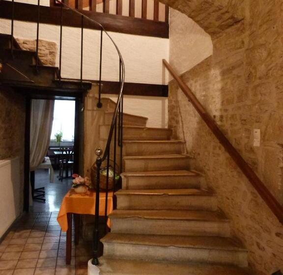 Отель Relais De Beze