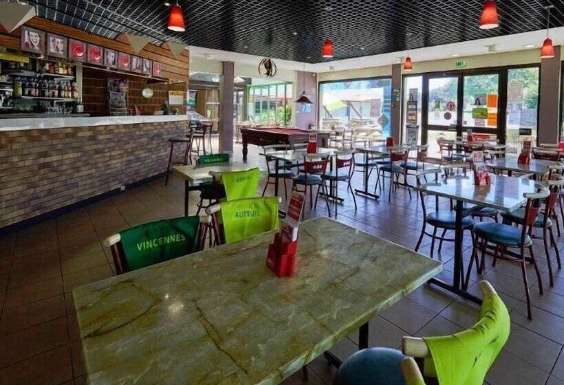 Отель Relais Des 3 Pommes