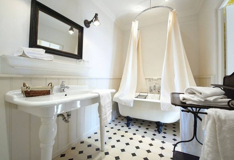 Отель Restaurant Des Deux Rocs