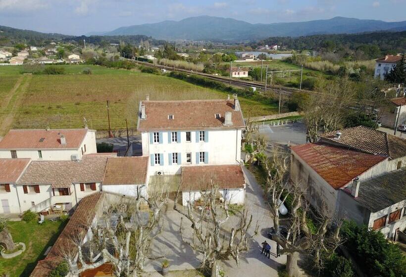 בית מלון כפרי Restaurant Le Castel Fleuri