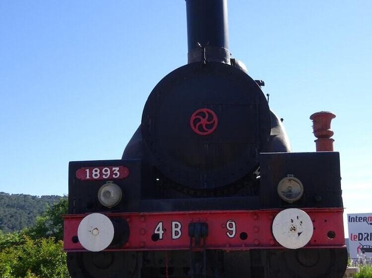 בית מלון כפרי Restaurant Le Castel Fleuri