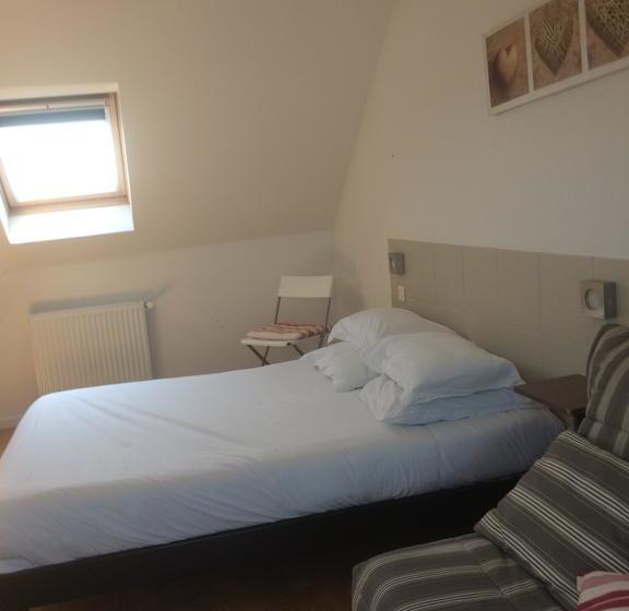 هتل Hôtel Restaurant Le Terre Neuvas