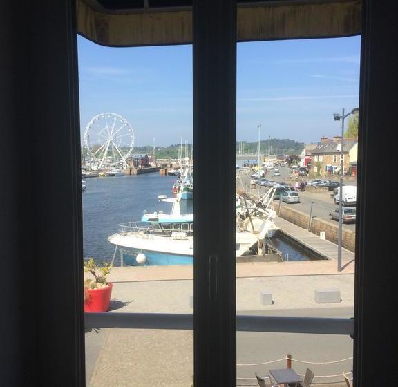 هتل Hôtel Restaurant Le Terre Neuvas