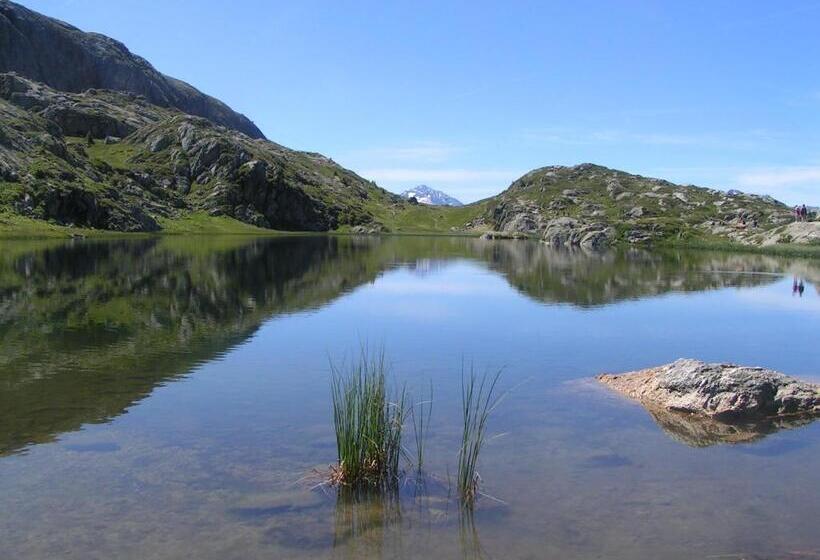 Резиденция Chalet Des Neiges Oz En Oisans