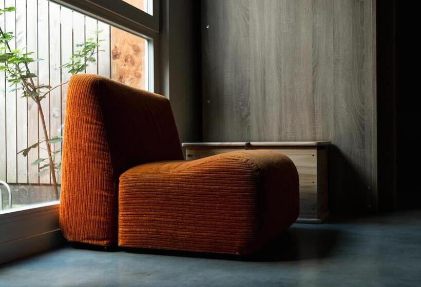 הוסטל The People   Lille