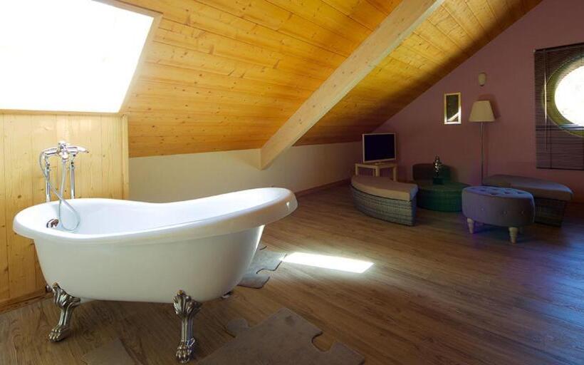 민박 Chambres D'hôtes Couleurs Bois & Spa