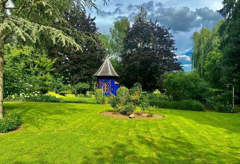 Bed and Breakfast Logis Hôtel & Restaurant Chateau De La Marjolaine