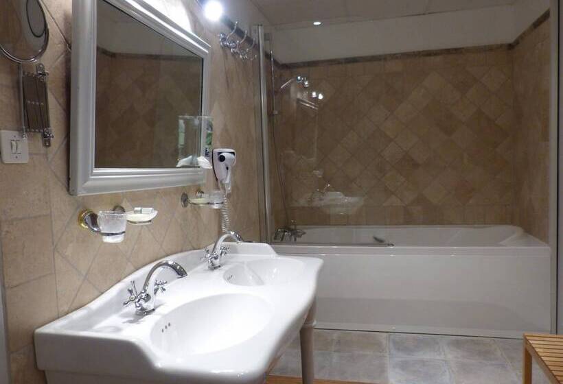 ベッドアンドブレックファースト Château D Urbilhac