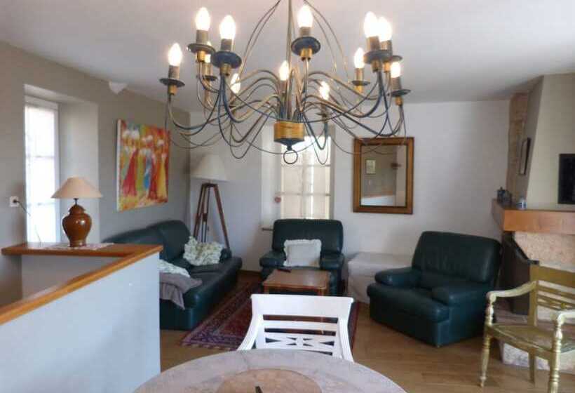 ベッドアンドブレックファースト Château D Urbilhac