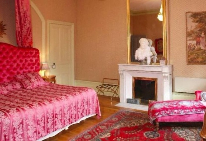 ベッドアンドブレックファースト Château D Urbilhac