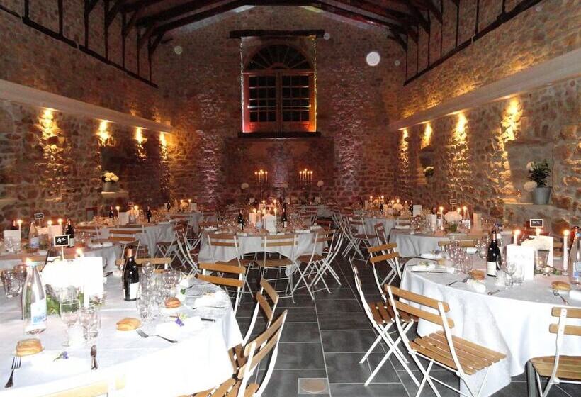 ベッドアンドブレックファースト Château D Urbilhac