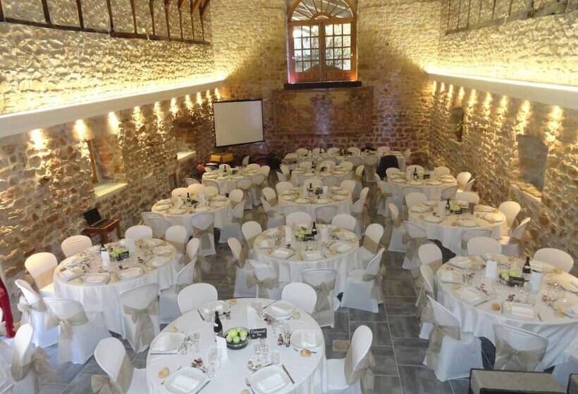 ベッドアンドブレックファースト Château D Urbilhac