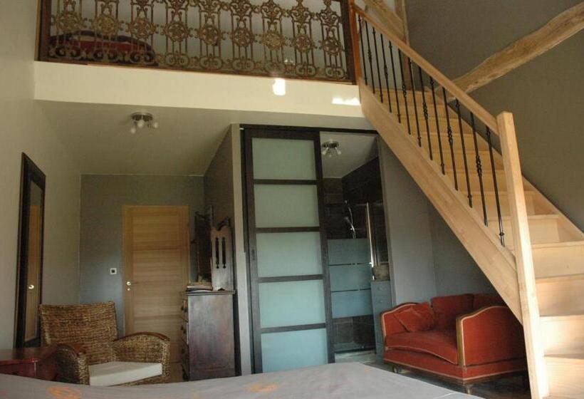 ベッドアンドブレックファースト Château De Clermont