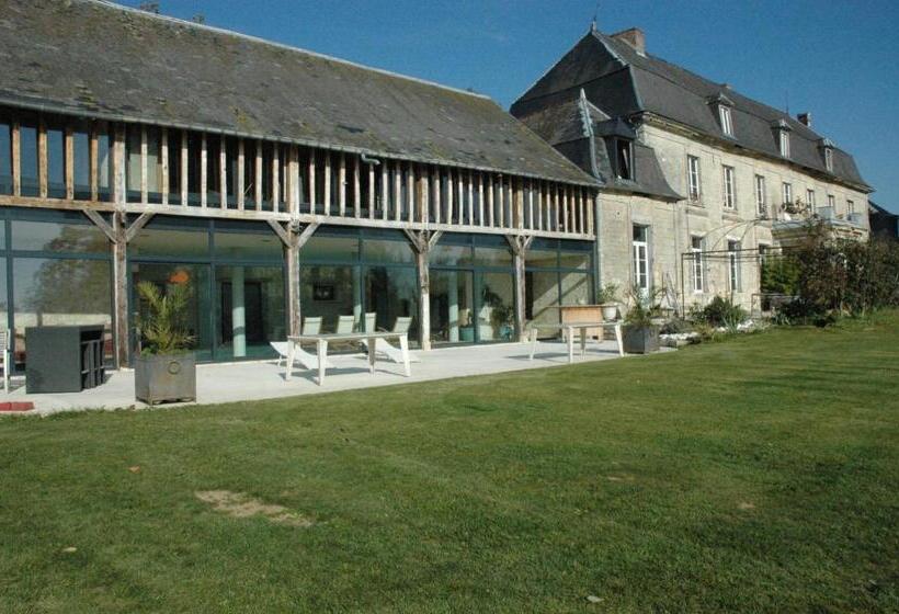 ベッドアンドブレックファースト Château De Clermont