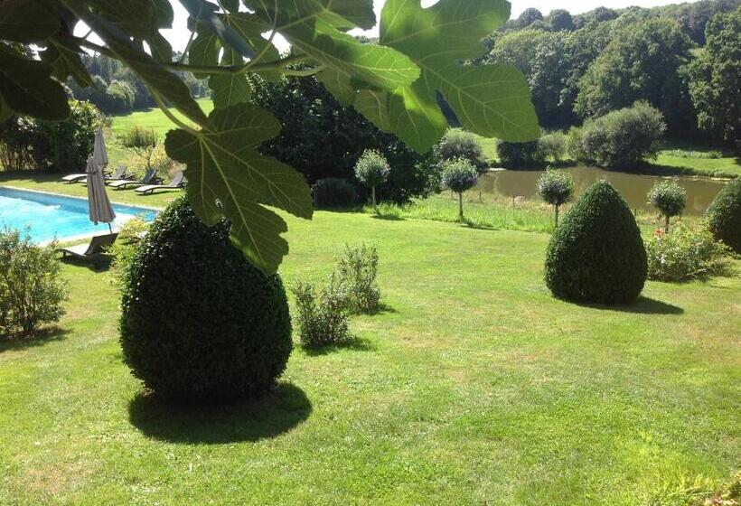 تختخواب و صبحانه Château De La Flocellière