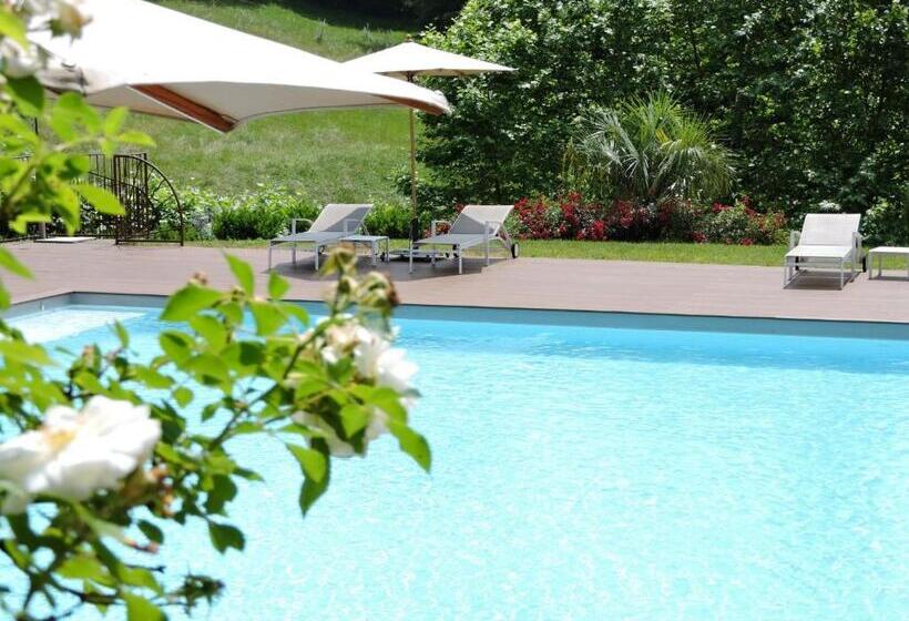 Bed and Breakfast Domaine Le Castelet