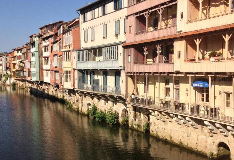 ベッドアンドブレックファースト Domaine Le Castelet