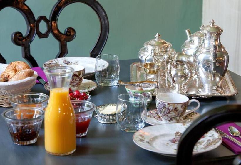 Bed and Breakfast Domaine Le Castelet