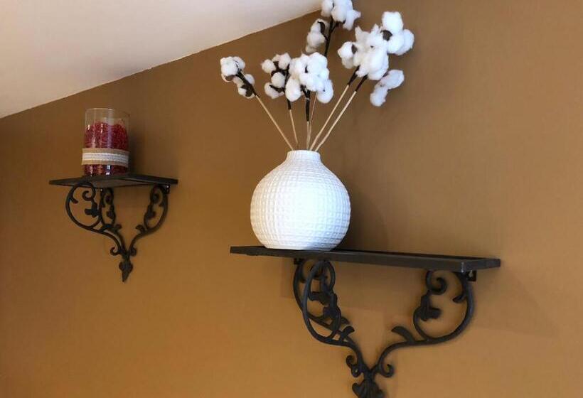 住宿加早餐  Enclos De L'evêché