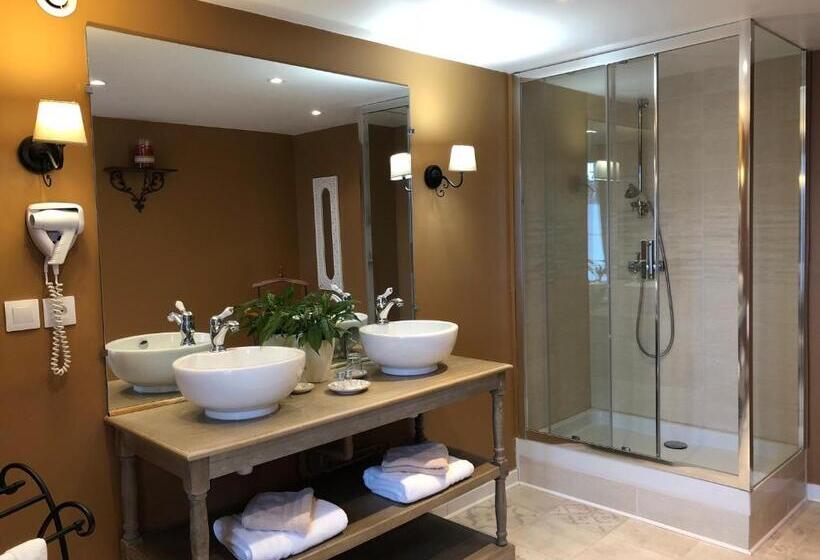 住宿加早餐  Enclos De L'evêché