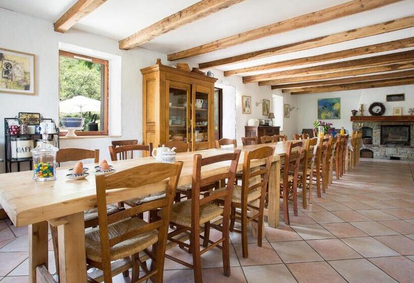 צימר Gite Auberge De Montvilliers