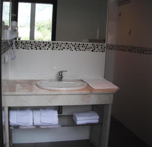 צימר L Attrachju