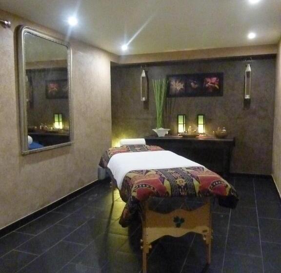 민박 La Demeure Des Tilleuls