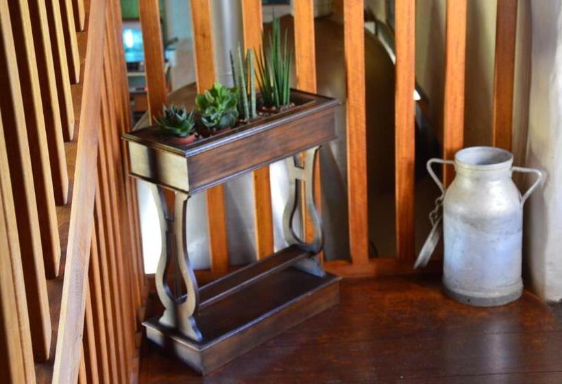 مبيت وإفطار La Grange De Coatélan