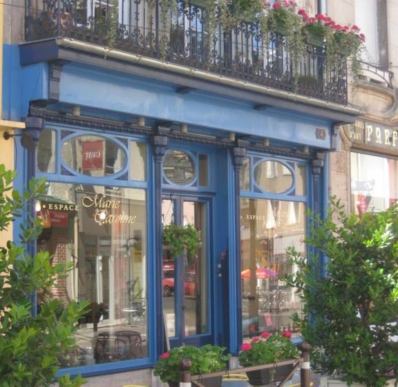 تختخواب و صبحانه La Maison De Marie Caroline