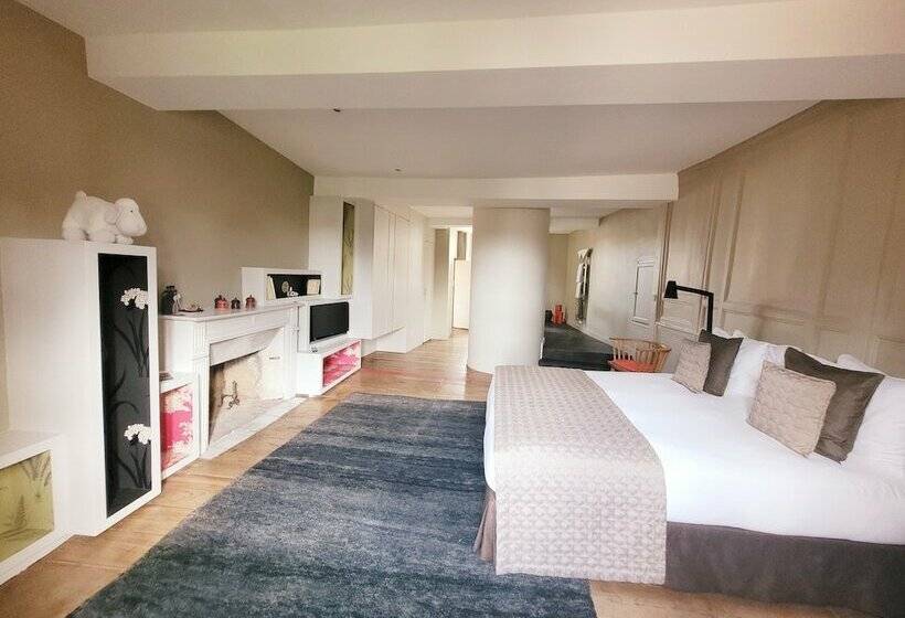 تختخواب و صبحانه La Maison Pavie