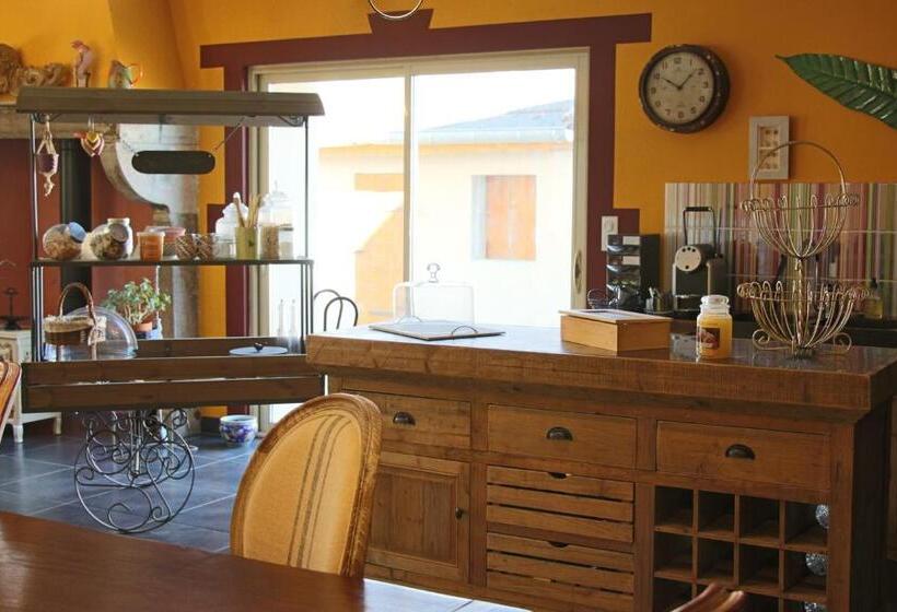 مبيت وإفطار Le Clos De La Challangette