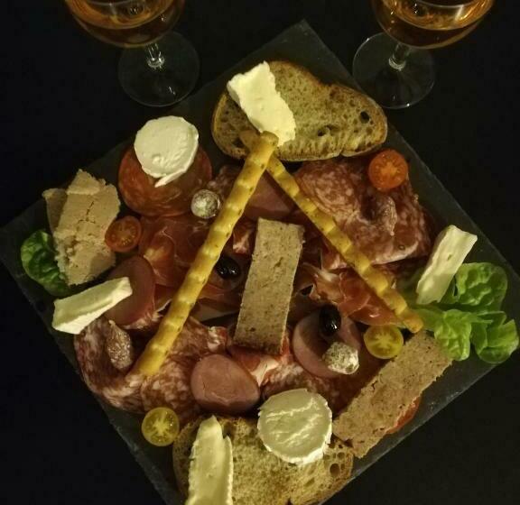 ベッドアンドブレックファースト Les Chenets