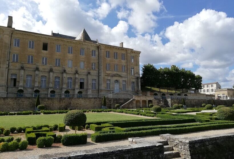 ベッドアンドブレックファースト Les Chenets