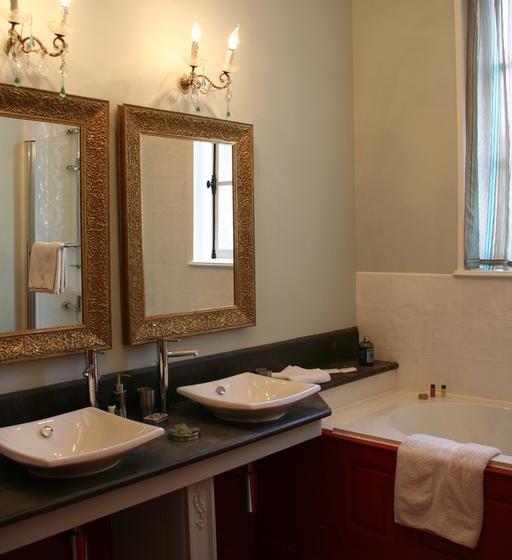 住宿加早餐  Maison D Hôtes La Corne D Or