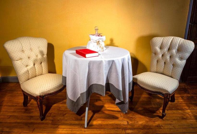 ベッドアンドブレックファースト Manoir De Coulandon