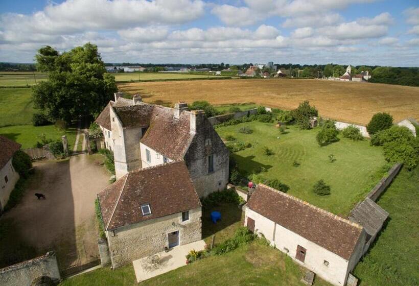 ベッドアンドブレックファースト Manoir De Coulandon