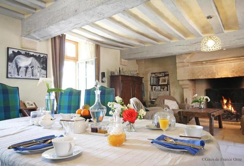 ベッドアンドブレックファースト Manoir De Coulandon