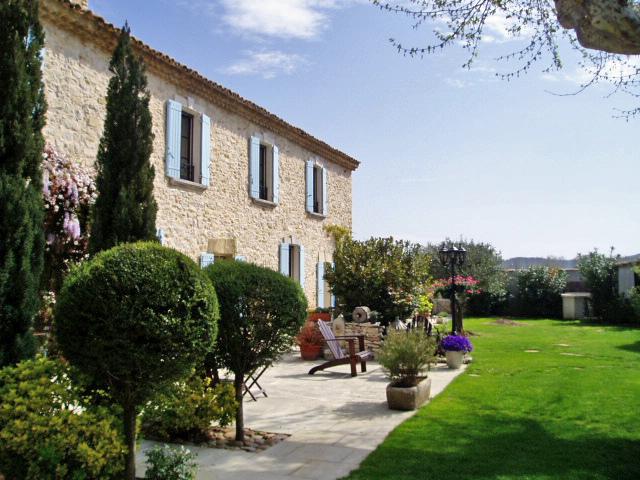 Le Mas De La Treille Bed & Breakfast