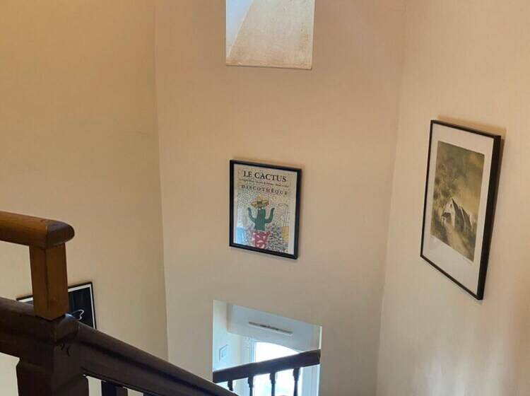 تختخواب و صبحانه Villa Tourelle