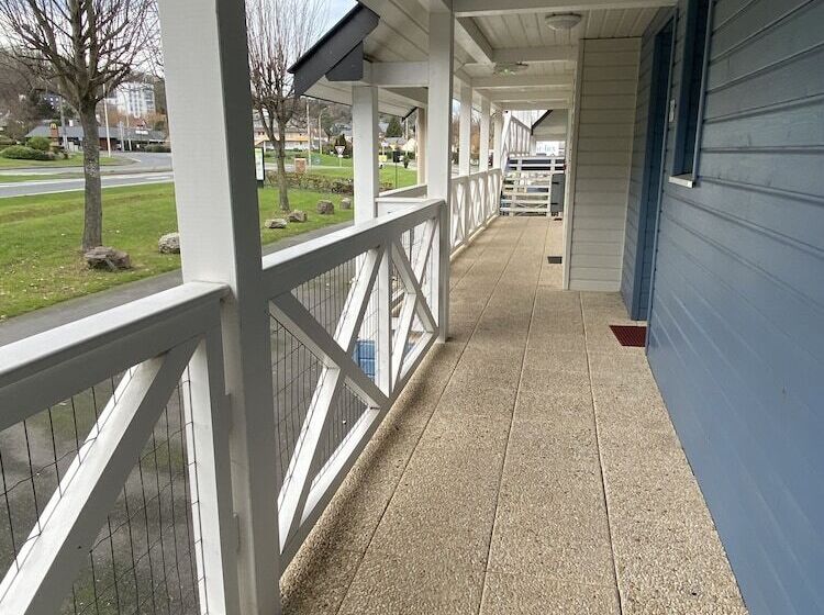 Contact Hôtel   Motel Les Bleuets