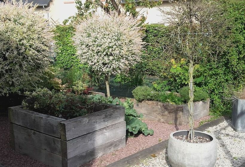 Contact Hôtel   Motel Les Bleuets